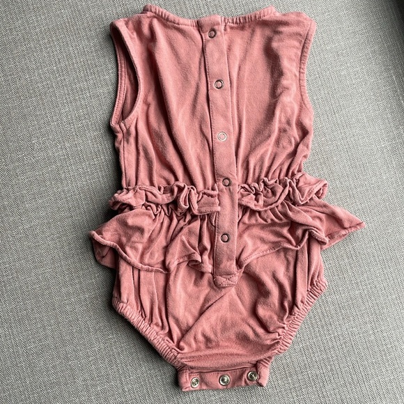 Kate Quinn Ruffled Bodysuit - Picture 2 of 3